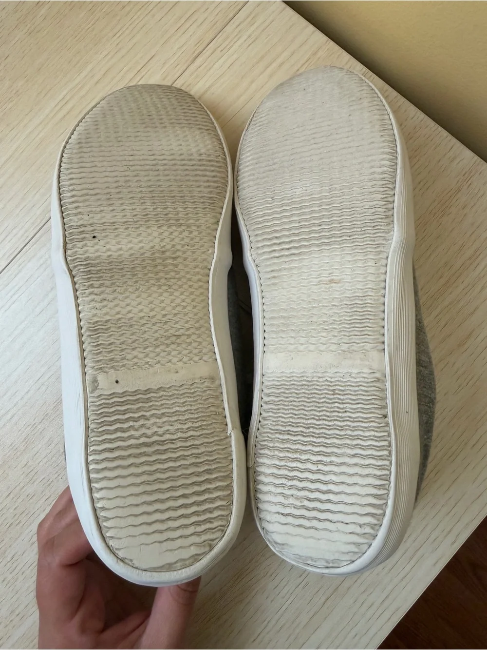Divided by H&M Gray Mid/High Top Canvas Sneakers Size 7 Pre-owned Good Condition